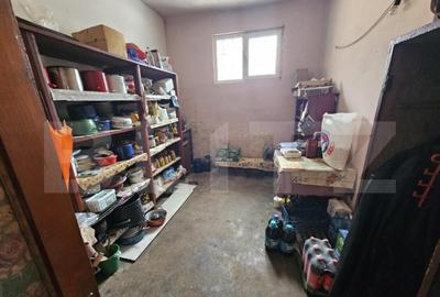 Spațiu comercial, de 266 mp, în Central - 8