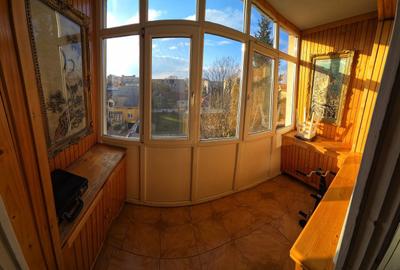 Apartament cu 3 camere semidecomandat în Central - 5
