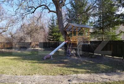 Casă cu 4 camere cu Teren 1300 Mp în Central