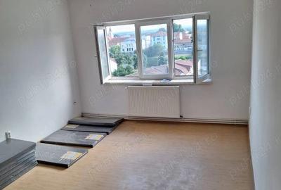 Vand apartament in Lugoj central - 1