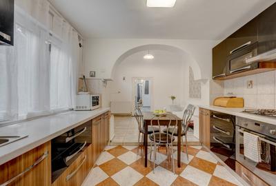 Casa interbelica cu farmec, in apropiere de Mall Vitan - 10