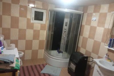 Casă cu Teren 3161 Mp în Central - 17