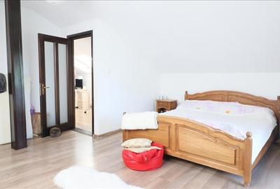 Vila individuala in Barnova 3 camere, 1000 mp teren, curte superba amenajata, ga - 12