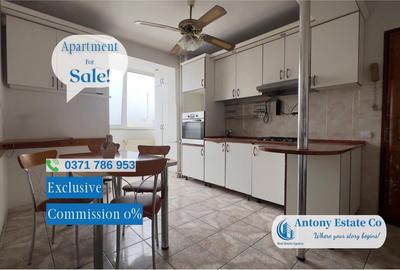 Apartament cu 3 camere semidecomandat, mobilat în Central - 1