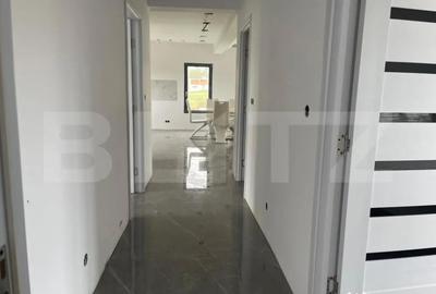 Casă cu 3 camere cu Teren 1100 Mp în Central - 7