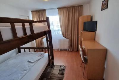 Casă cu 6 camere în Lupeni - 3