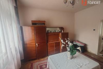 Casă individuală cu 5 camere cu Canalizare în Girocului - 10