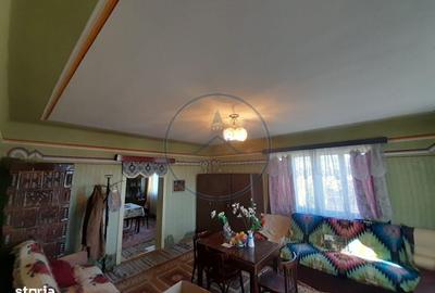 Casă cu 4 camere în Budacu de Jos - 12