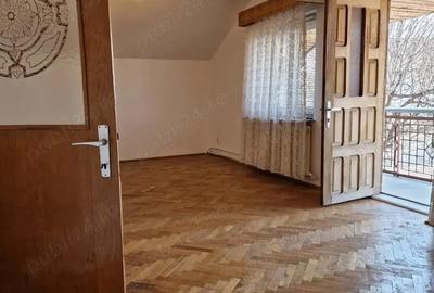 Vand casa zona 23 August - 7