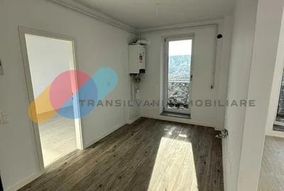 Apartament cu 3 camere semidecomandat în Chinteni - 2
