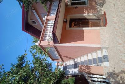 Casă cu 5 camere cu Teren 1000 Mp în Postăvari - 9