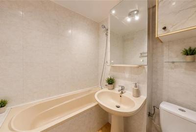 Apartament cu 4 camere decomandat, mobilat în Tractorul - 4