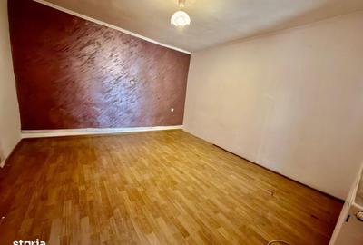 Casă cu 4 camere cu Teren 127 Mp în Central