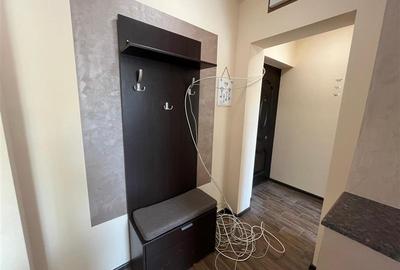 Apartament cu 4 camere semidecomandat, mobilat în Central - 16