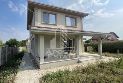 Casă individuală cu 5 camere în Săcălaz