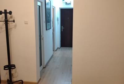 Garsonieră decomandată în 1 Mai - 2