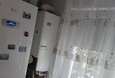 Ocazie!! Zona Blascovici | Etaj 3 | Decomandat | Cu Centrala | 4 ap pe palier !! Ocazie!! Zona Blascovici | Etaj 3 | Decomandat | Cu Centrala | 4 ap pe palier !! - 4