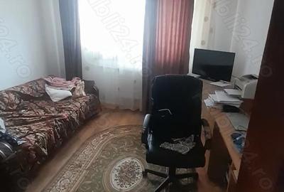 Casă cu 6 camere în Rovine - 3