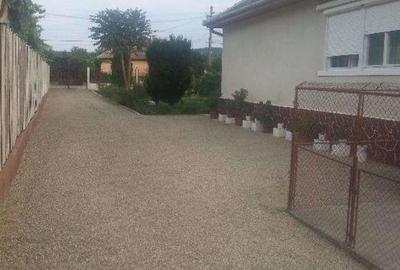 Casă cu 3 camere în Dumbrăveni - 2