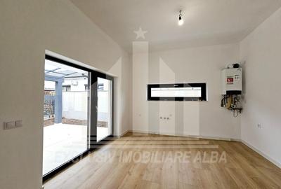 Casă individuală cu 3 camere cu Canalizare în Micești - 3