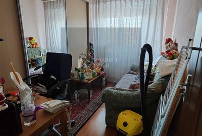Apartament cu 4 camere semidecomandat în Apărătorii Patriei - 4
