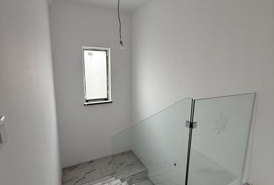 Casă individuală cu 4 camere cu Canalizare în Exterior Nord - 8