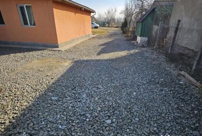 Casă cu 4 camere cu Teren 1300 Mp în Răscruci - 1