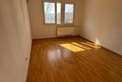 Apartament cu 2 camere decomandat în Gara