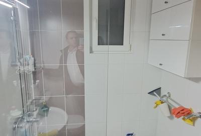 Apartament 3 camere, renovat, poziție retrasă (nu la bulevard) – Metrou 500 m - 44