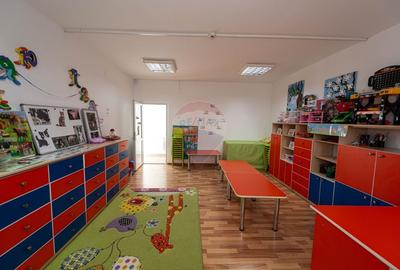 Vila spatioasa de vanzare, ideala pentru investitie - 20