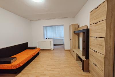 Apartament 2 cmere liber la vanzare zona Grivitei