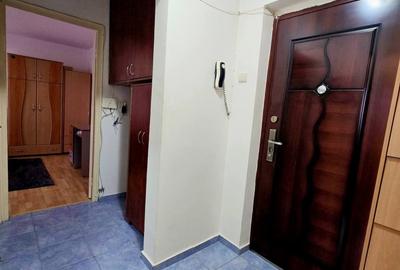 Garsonieră decomandată în Titan - 8