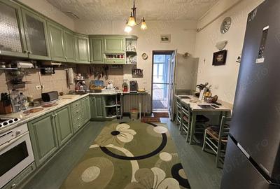 Vand casa mare, din caramida,situata in Parneava, st.972 mp, sc.230 mp - 6