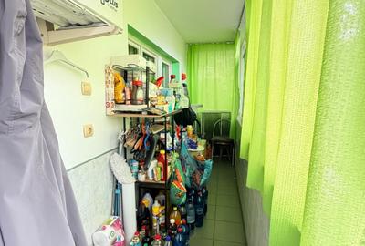 Apartament cu 3 camere semidecomandat în Titulescu - 10