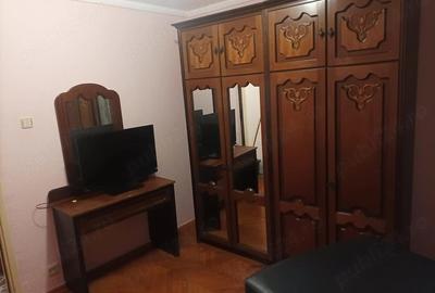 Apartament cu 3 camere decomandat în Berceni - 4