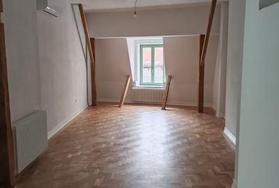 Vila Renovata în Centrul Bucureștiului - 35