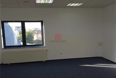 Spațiu comercial, de 660 mp, în Moșilor - 4