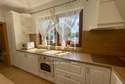 Apartament cu 3 camere decomandat, mobilat în Sub Arini - 7