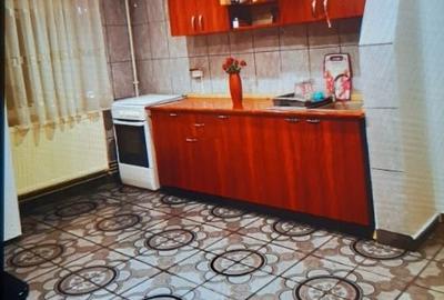 Apartament cu 3 camere semidecomandat în Central - 5