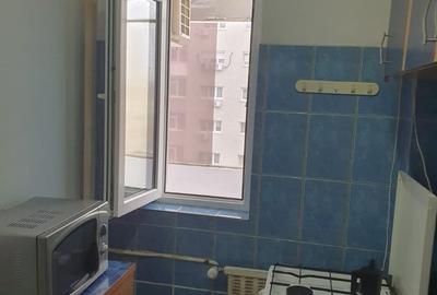 NOU Garsoniera Impecabila | Titan Ozana 1 Decembrie Sector 3 - 8