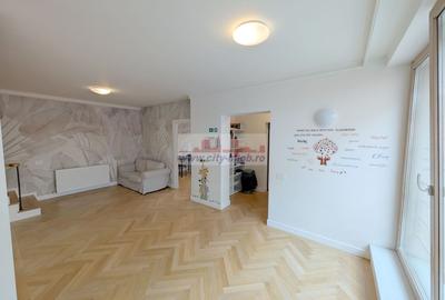 Casă individuală cu 8 camere cu Canalizare în Domenii - 3