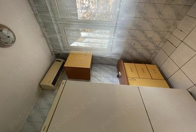 Proprietar vand garsoniera in zona Pia?a Rahova , sect 5 - 9