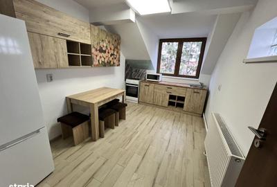Apartament cu 4 camere decomandat în Turnișor - 4