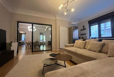 Apartament cu 4 camere decomandat în Kiseleff