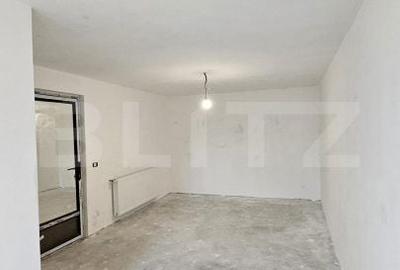 Casă cu 7 camere cu Teren 600 Mp în Gura Foii - 2