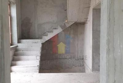 Conac Boieresc P 1 Ultracentral teren 466 mp pe colt deschid - 33