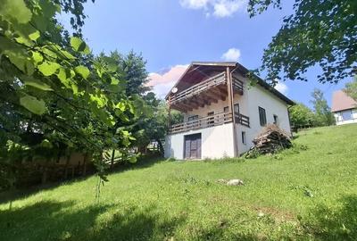 Casa de vacanta in Magura, la poalele Muntilor Piatra Craiului - 1