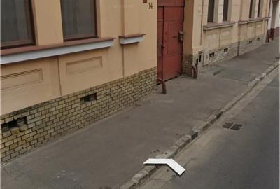 Vand apartament la casa ultracentrala Oradea curte comuna - 4