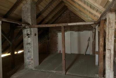 Casă cu 2 camere cu Teren 1007 Mp în Lipovei - 5