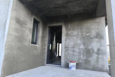 Casă cu 3 camere cu Teren 318 Mp în Agigea - 5